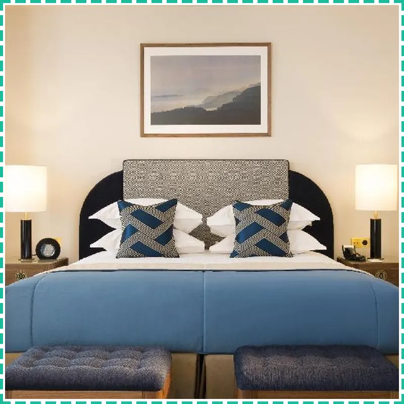 Le Tsuba Hotel hotel room