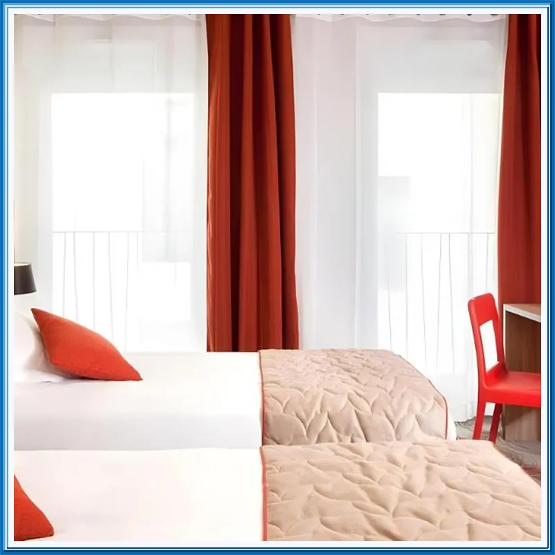 Aparthotel Adagio Lyon Patio Confluence hotel room