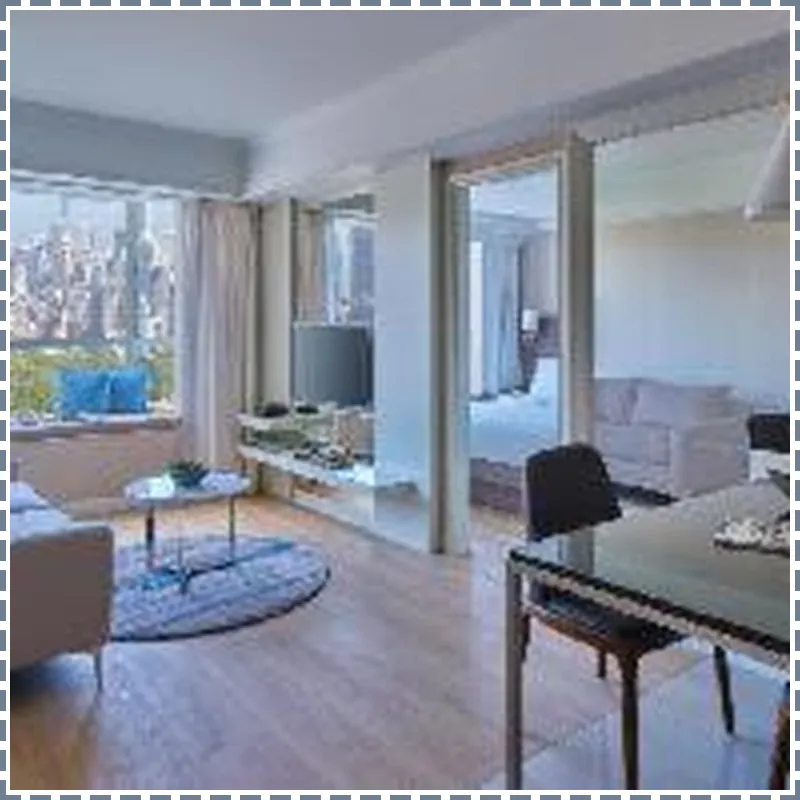 Two MacDonnell Road hotel room