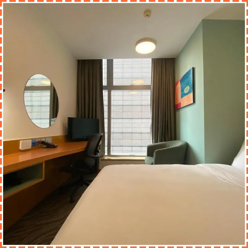 Holiday Inn Express Causeway Bay Hong Kong By IHG hotel room
