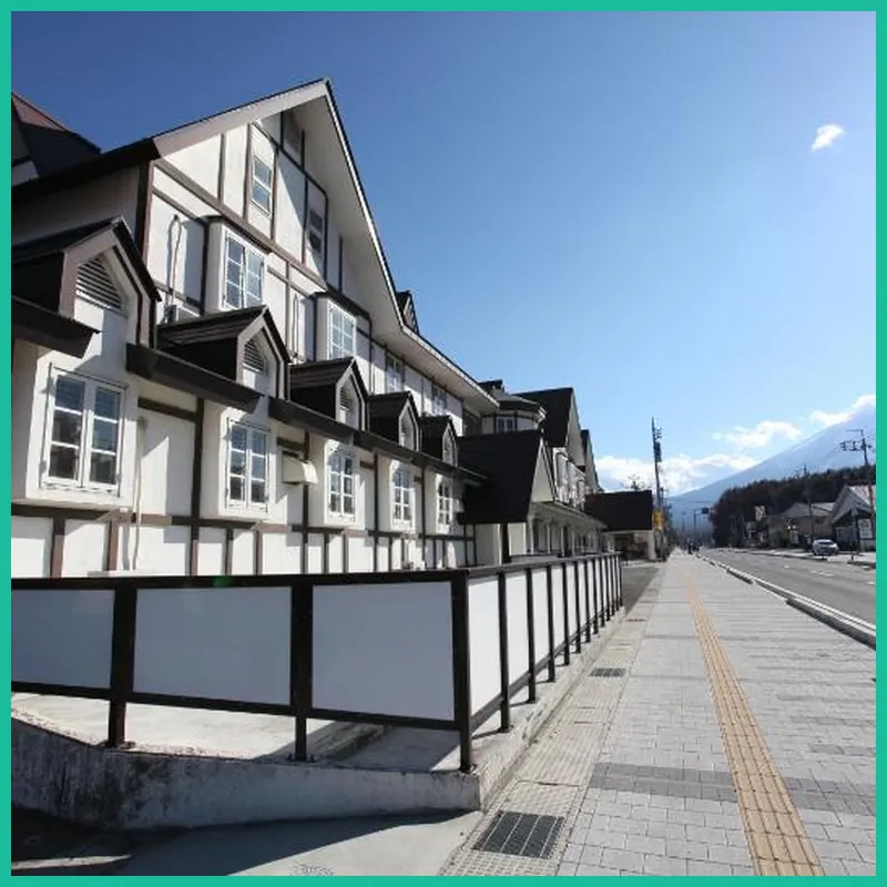 Hotel Camelot hotel view