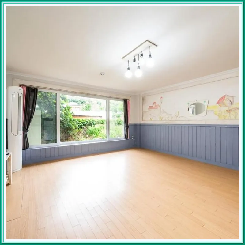 Bridge House hotel room