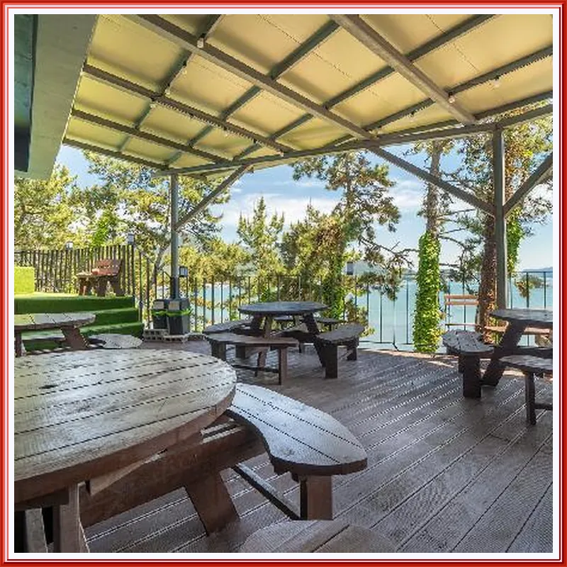 Tongyoung Sagaejeol Pension hotel view