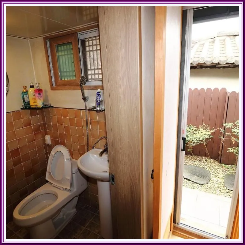 Jeonju Hanok Maeul Yeonwoodang Hanok hotel facilities