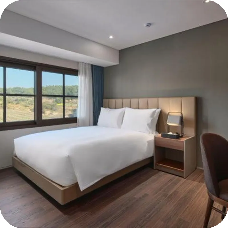 Hundert Hills hotel room