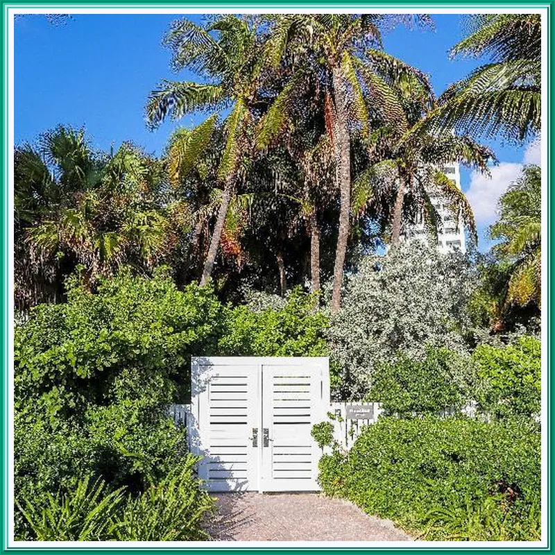 Nautilus Sonesta Miami Beach hotel view