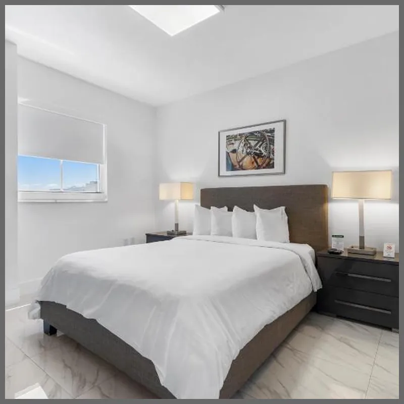 Fortune House Hotel Suites hotel room