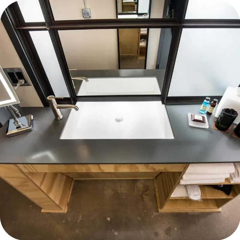 Found Re Phoenix hotel facilities