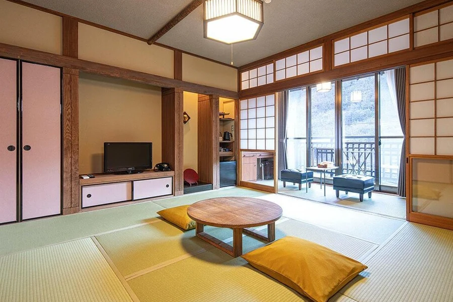 四万温泉 柏屋旅館の客室内