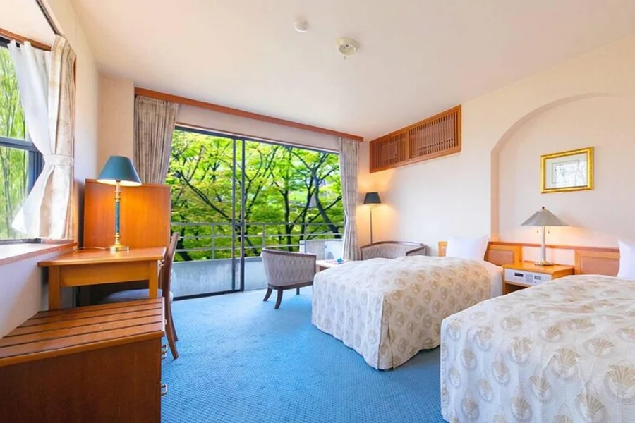 The Hotel Fujiyamaの客室内
